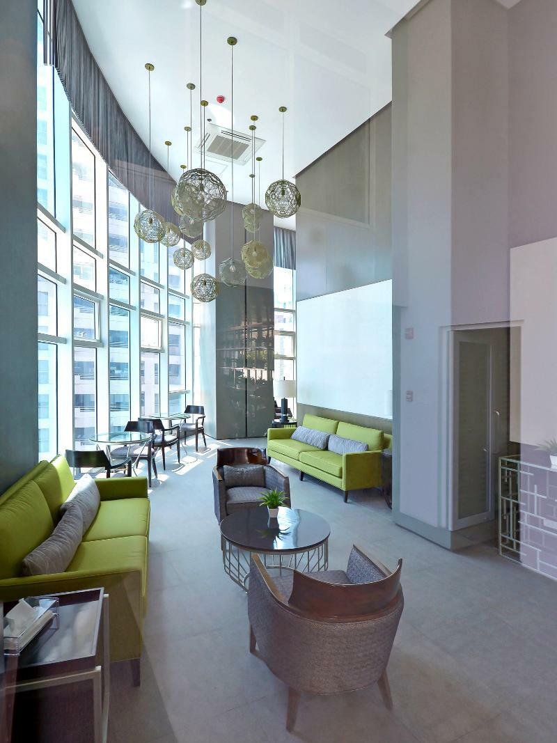 Currency Serviced Suites Pasig City Exteriör bild