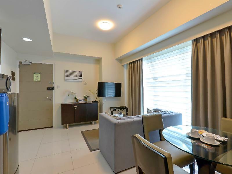 Currency Serviced Suites Pasig City Exteriör bild